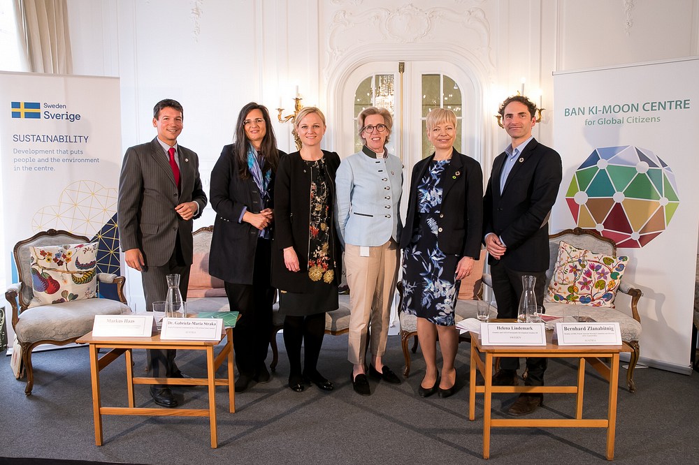 46984272755_db924646fe_o-1